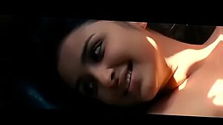 sunny leone priyanka chopra video sexy