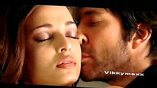 aishwarya rai lip kiss scene