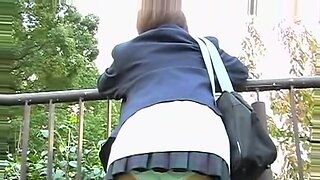 20 japanese girls and one guy licking them asses