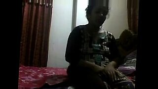 mom and young boy sex videos