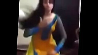 indian hot anty boob