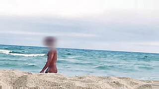 beach girls nude