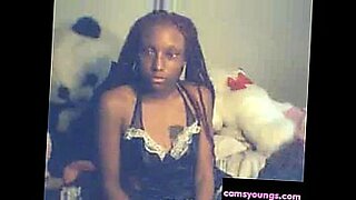 find6 webcam live on playing mzblue4you cute