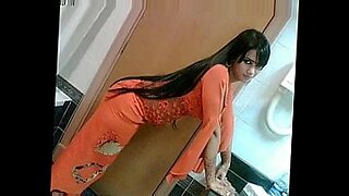 indonishia girl xxx dubai